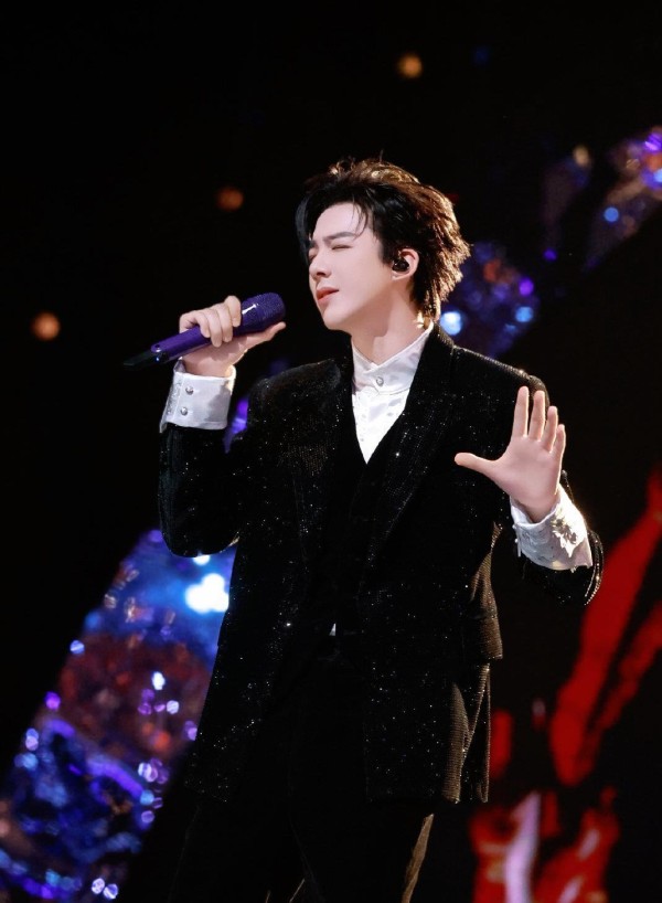 腾讯音乐由你榜最新发布，周深拿下第一，刘宇宁与李健歌曲成绩亮眼