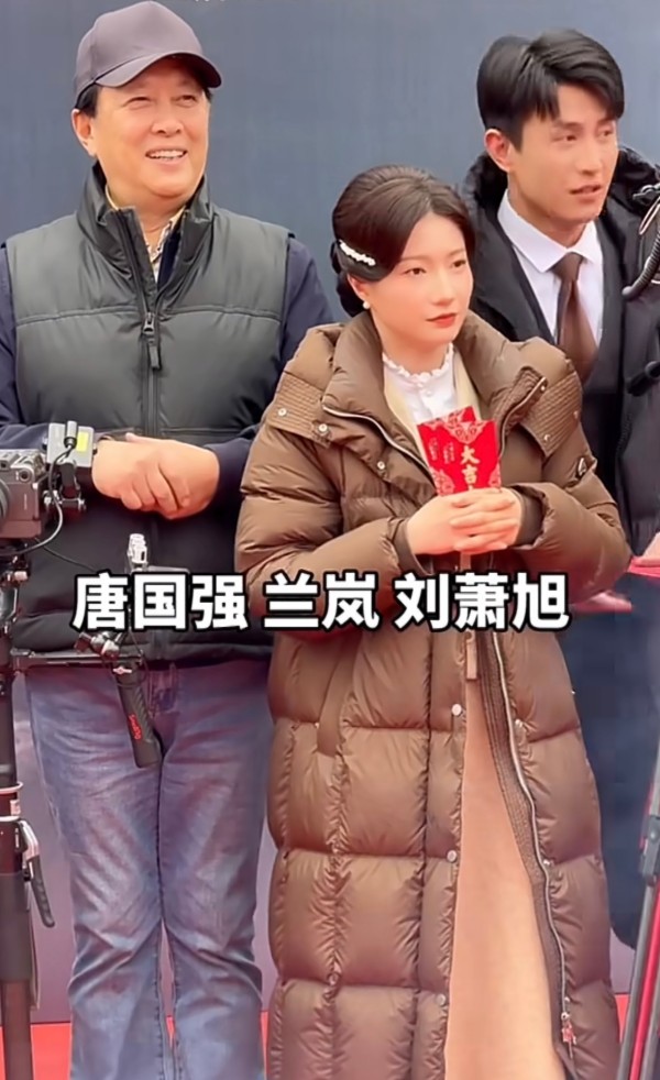 73岁唐国强进军短剧 《无名者之光》横店开机