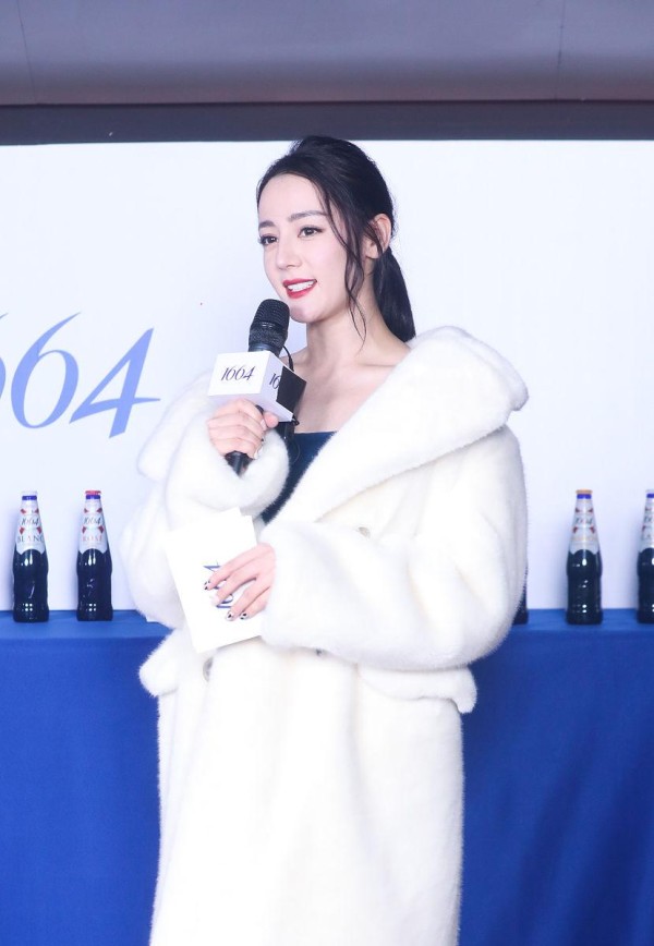 迪丽热巴与嘉行合约到期风波:顶流艺人与经纪公司的博弈新局