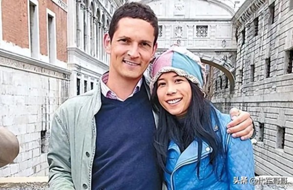 55岁莫文蔚近况曝光！嫁给德国男友14年，如今尽情享受丁克生活