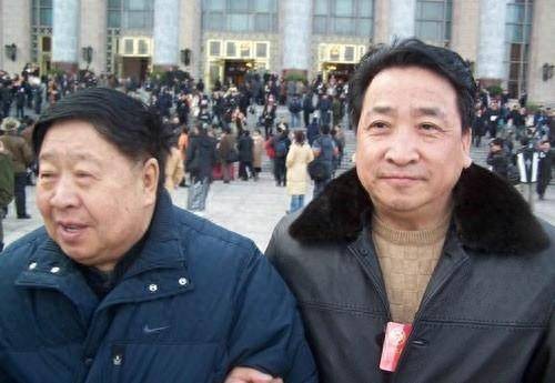 姜昆弟子刘惠：郭德纲每日下班后都叫我出去吃饭，我送礼物怎么了