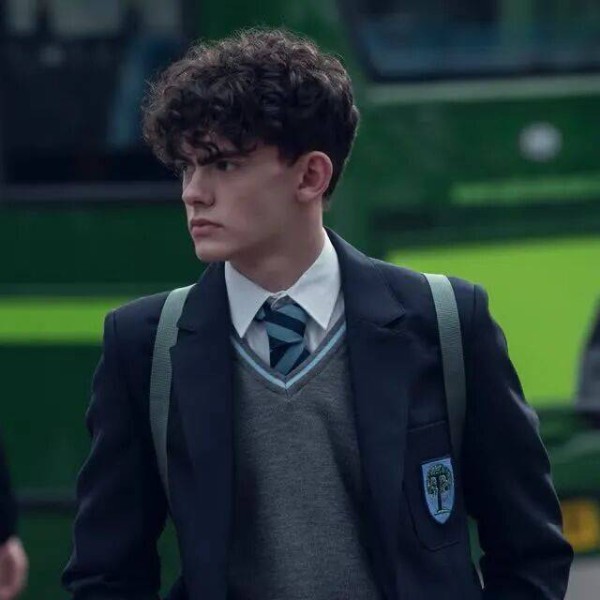 Joe Locke 拿下人生首座艾美奖！