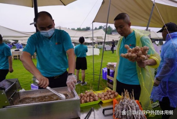 户外自助BBQ：烧烤乐趣与自然的完美融合