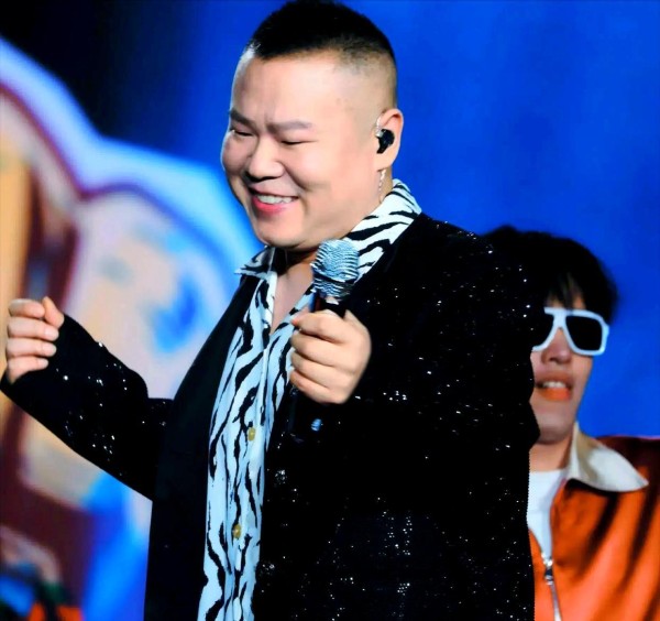 元宵晚会冰火两重天!艾伦常远封神,魏翔翻车,喜剧人跨界生死门曝光