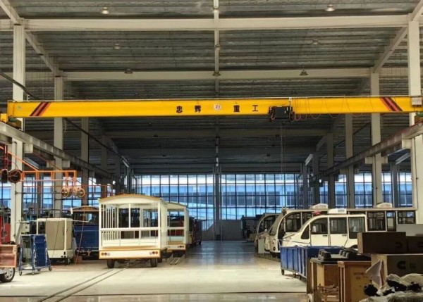 “贵阳造”旅游观光车开进全国景区