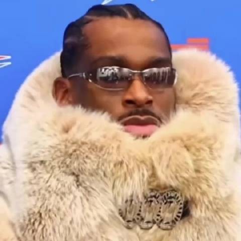 亚历山大今天这造型满分啊 雷霆险胜尼克斯