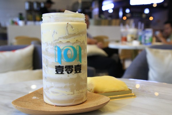 壹零壹奶茶吸睛外观