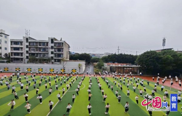 宜宾翠屏旧州小学深耕体育教育，落实每日2小时运动赋能少年成长