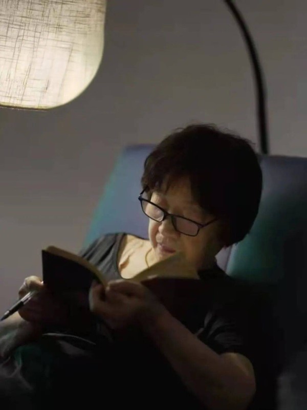 完了，我成不了“杨本芬”了 | 86岁老作家承认抄袭