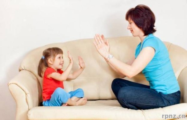 为什么关系亲密 亲子教育理念是什么