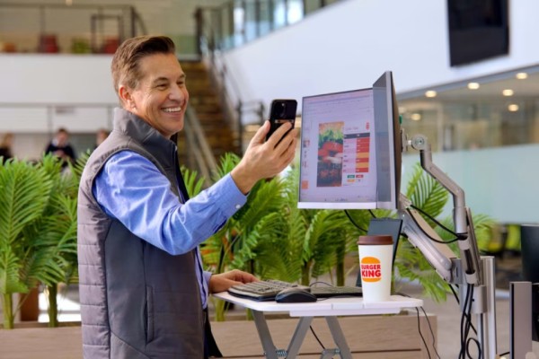 华尔街日报：汉堡王总裁与麦当劳激烈交锋