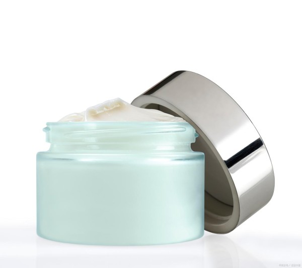 美妆心得：如何打造自然又持久的妆容