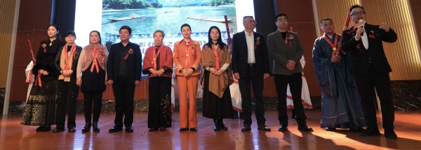 光影传孝善 文化启新程电影《醒来之一路向阳》桂林首映礼圆满举行