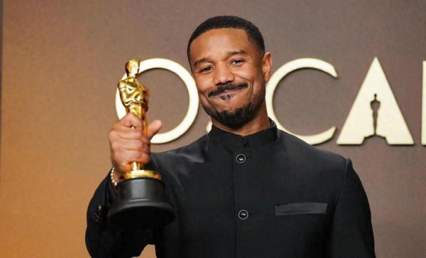 奥斯卡影帝争夺战,为什么小李子甜茶没能笑到最后,而乔丹赢了