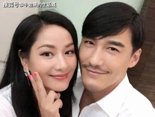 胡兵瞿颖19年后同框,还有这几对明星,期盼那么久还是没在一起