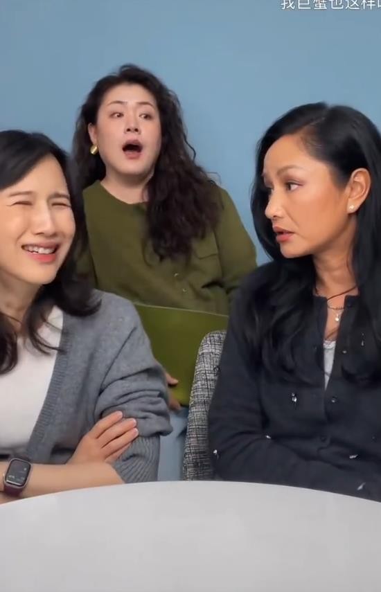 胡兵说和瞿颖待一天，皱纹就会很多，一直笑一直笑