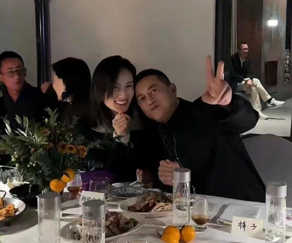 海哈金喜回应复婚问题，与李亚鹏都狼狈过，离婚半年哽咽说释怀了