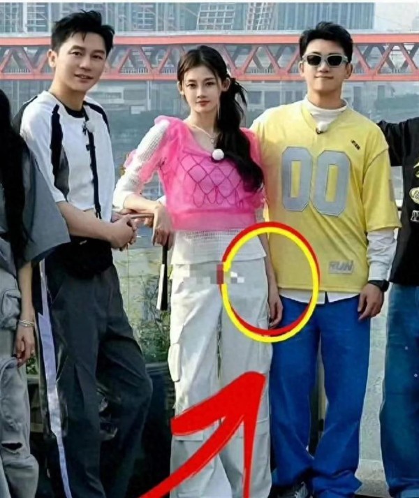 郑恺怪不得这么爱苗苗，绝对是生理性喜欢，两个人互相陪伴对方