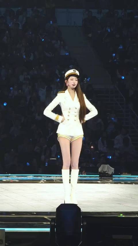 Genie 个人直拍 韩国最该申遗的就是张元英的腿