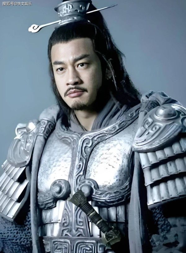 何润东再度爆火,这才是男演员该有的样子,不是流量小生能够替代