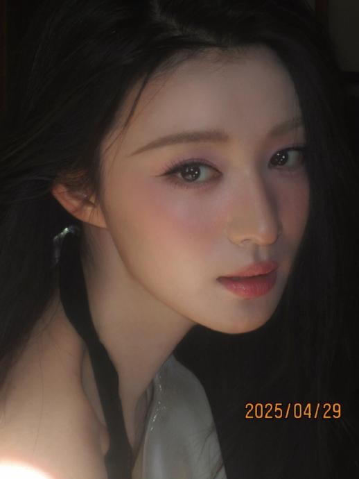 王楚然本人的戏外性格和生活方式，是如何强化她‘净化系’形象的？