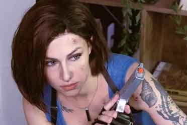 国外小姐姐COS《生化3》吉尔 身材婀娜的冷艳美女！