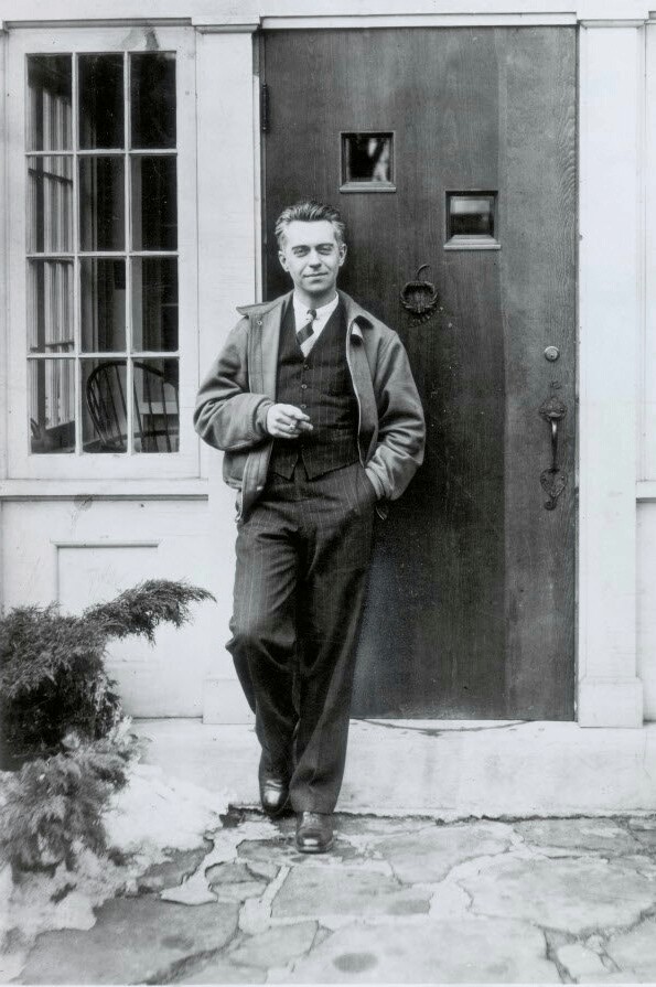 哈特·克兰：在现代都市，“爱”仍是一种史诗般的精神事件