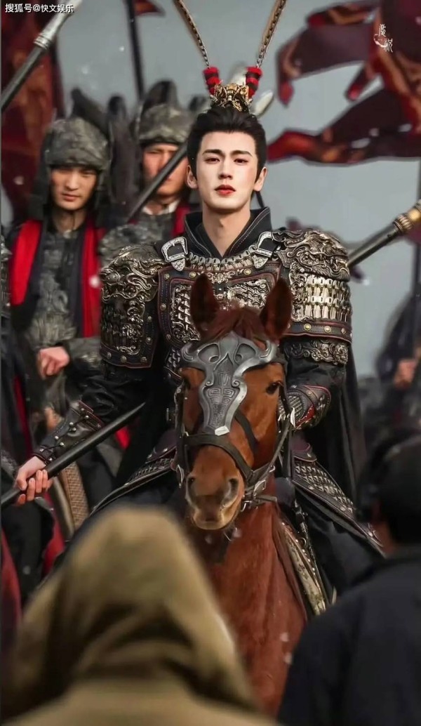 《逐玉》天价成本下的四大争议！每一个都能刷新网友本脆弱的三观