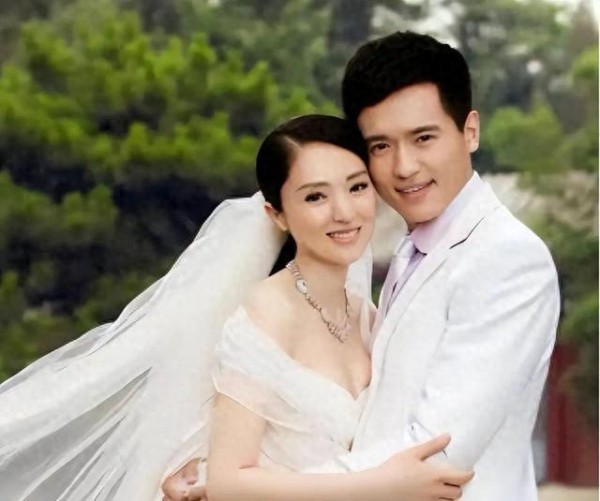 43岁高云翔近况曝光！与董璇离婚已经6年，如今再婚生活很幸福