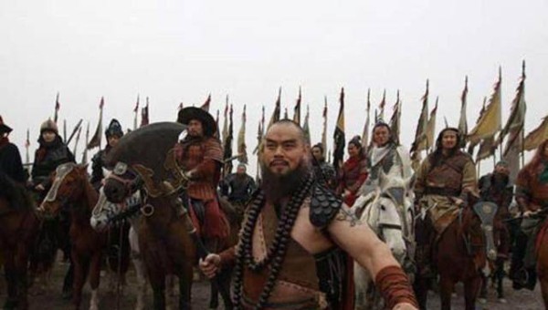 水浒中，为什么说除了宋江，他势力最大？唯一敢跟宋江叫板的人！