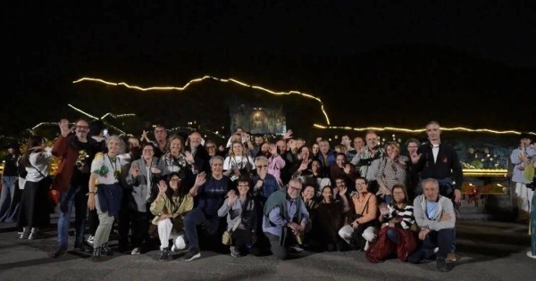 少林功夫、龙门石窟……52名西班牙游客在河南感知中国文化