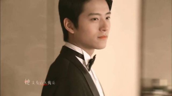 当年，很多人守着央视一套黄金时间，就为了看他，可惜没火起来