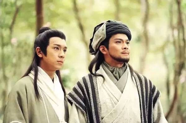 “花心男”陈浩民：绯闻女友数十位，小16岁娇妻为他5年育4胎