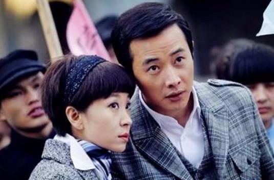 年纪只差两岁苗圃和罗晋演母子，更唏嘘的是他们曾为绯闻情侣