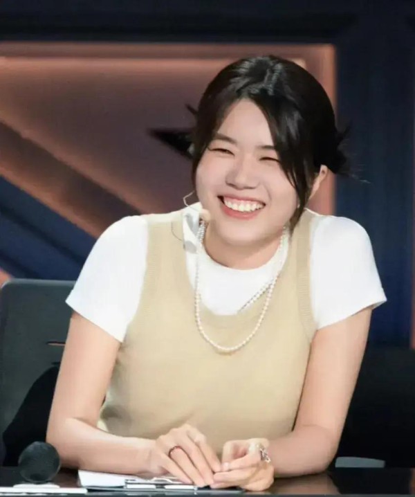 脱口秀爆笑梗30句,给我笑出眼泪来了