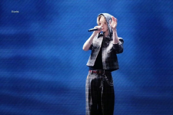 时尚圈对徐明浩获得LV独家定制这件事有何评价？