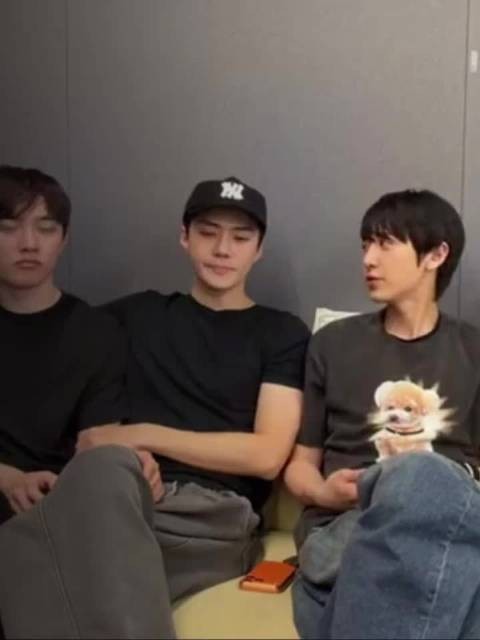 吴世勋瘦了好多啊！