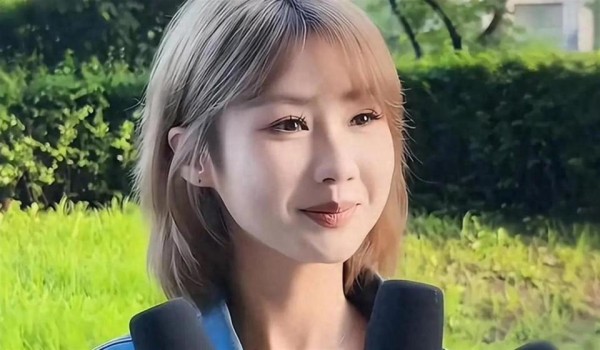 继关晓彤遭殃后，千万网红再曝娱圈猛料，内娱的底线彻底碎了