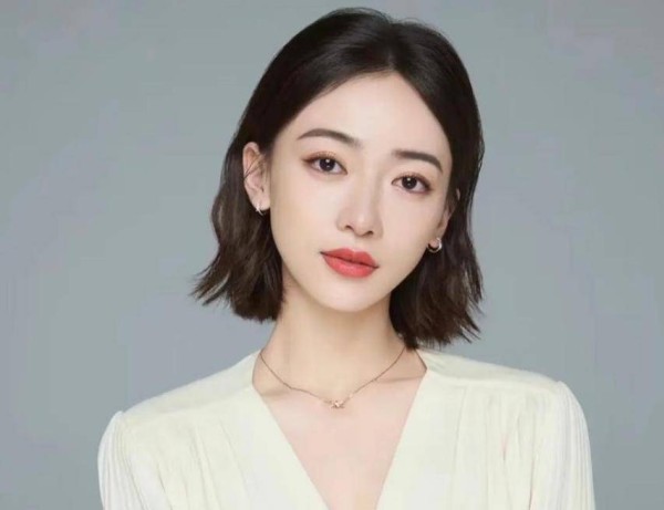 “戏子误国”，被官方点名批评的额尔四位明星，没有一个值得同情