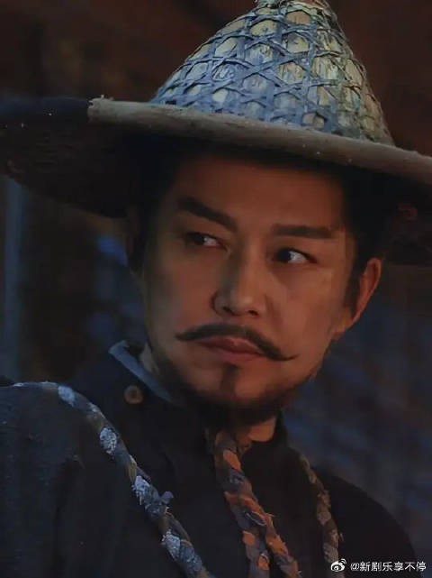 这可是大名鼎鼎的萧武阳,一招一式都是王者气场!