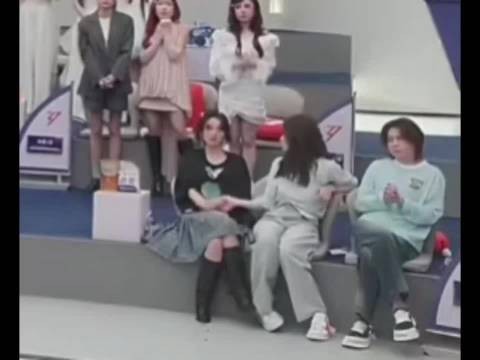 不得不说，濛主这性子就是直爽！ 看不惯的从来不惯着 我喜欢