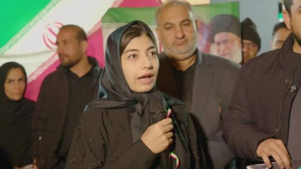 美媒采访一名22岁伊朗女性:你想对美国人说些什么?
