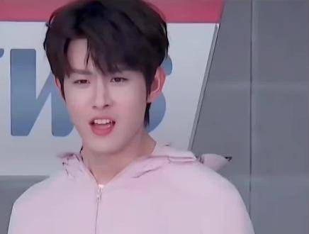 语言界低调的璀璨新星驾到 云九川 综艺