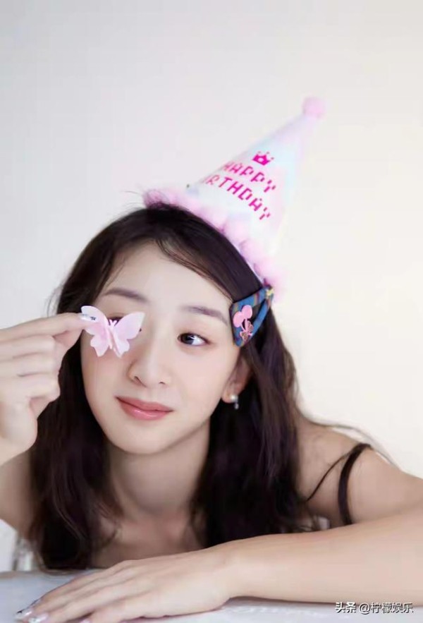 叶一茜为18岁女儿高调庆生，曾被指把森碟当假想敌，如今圆满了