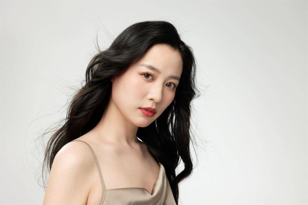 已婚女人疯狂想一个男人，最真实表现，是这个，反而不会直接联系