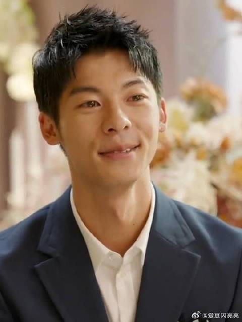 青春无悔，爱过足矣