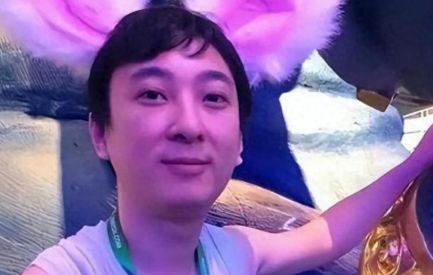 狐狸尾巴藏不住？黄一鸣再曝猛料，反被揭老底，遭殃的不止王思聪