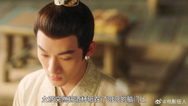 女孩突然得知哥哥竟去攻打自己的祖国，她怒了！