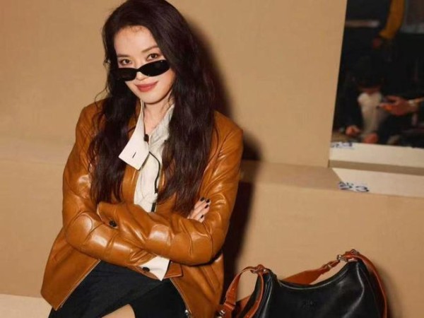 舒淇直面时光，从容破局，告别年龄焦虑