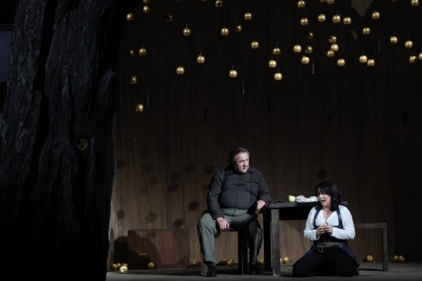 12米巨龙悬挂舞台，来自拜罗伊特的《女武神》有哪些看点